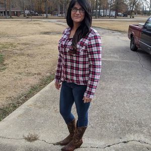 Meet your Posher, Melissa